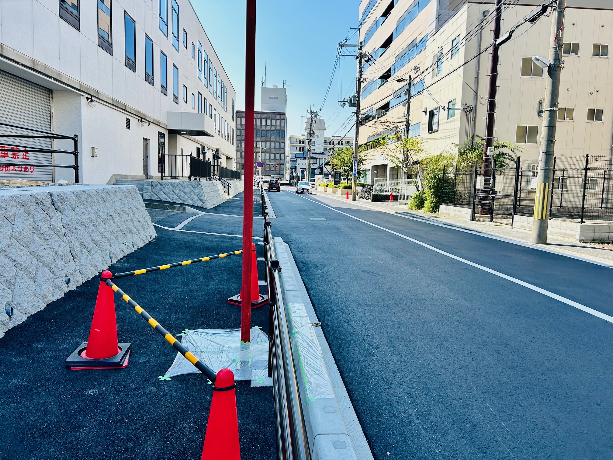 〇〇市役所　周辺道路整備工事